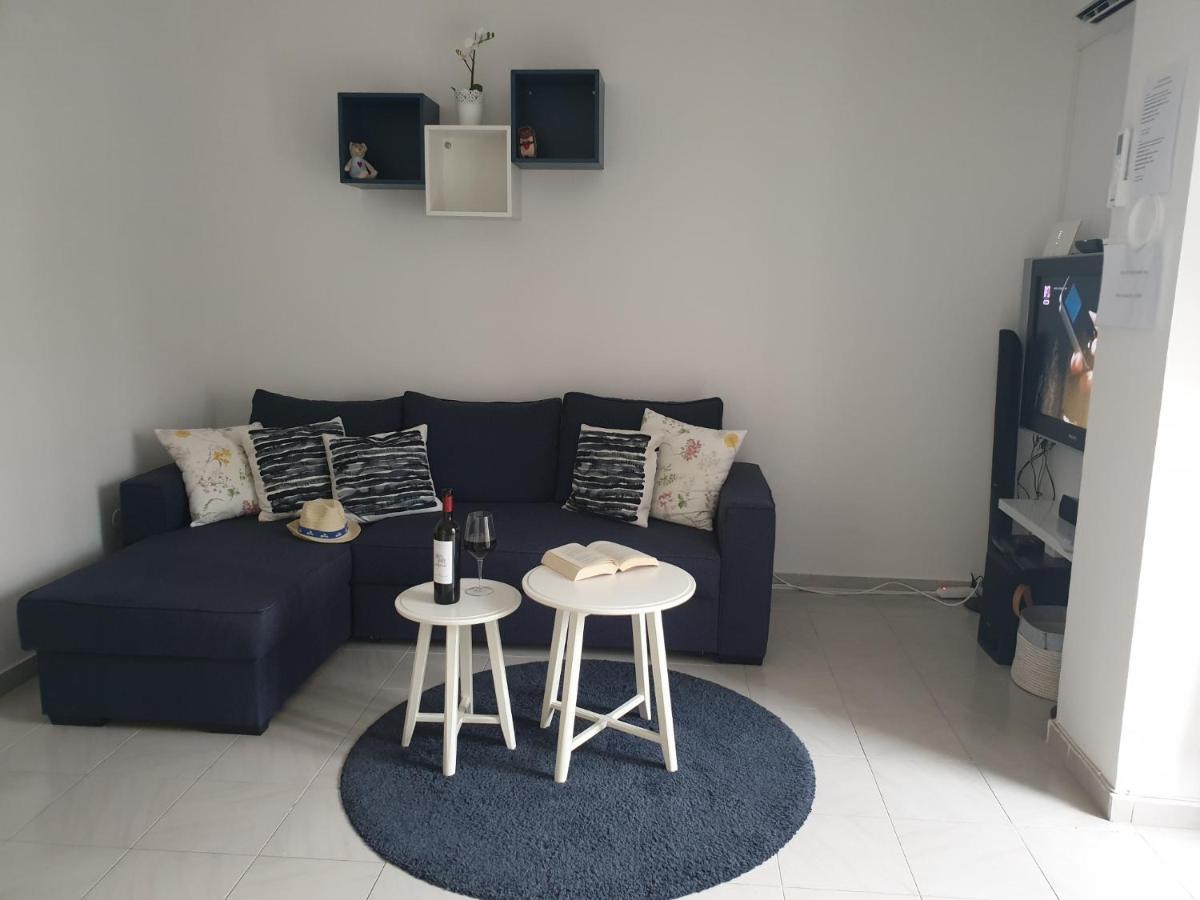 Apartman A7 Njivice Exterior photo